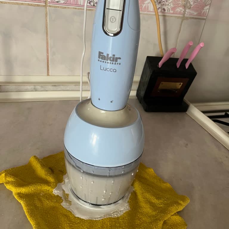 Fakir Blender Setinde Sürekli Akıtma Ve Taşırma Sorunu