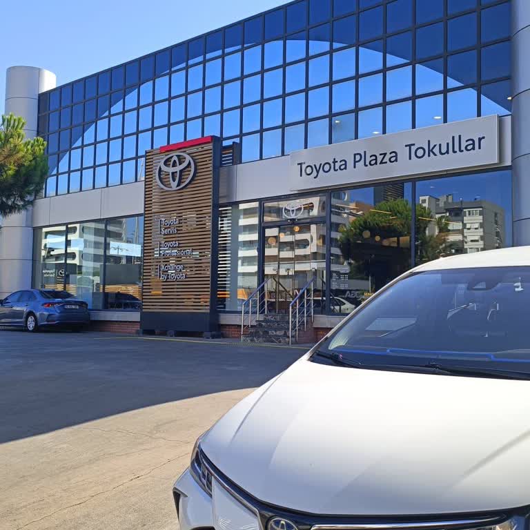 Toyota Tokullar Gaziemir'de Cam Değişimi İçin Uzun Bekleyiş Ve Yetersiz Hizmet