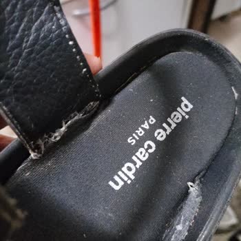 Aldığım Ayakkabı Kısa Sürede Parçalandı, Firma İlgisiz Kaldı