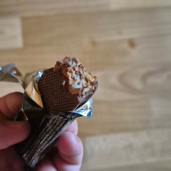 Çocuk Çikolatasında Kıl/Tüy Çıkması Ve Müşteri Hizmetlerinin İlgisizliği