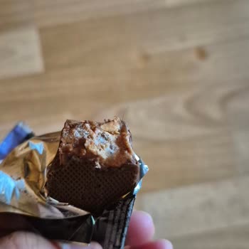 Çocuk Çikolatasında Kıl/Tüy Çıkması Ve Müşteri Hizmetlerinin İlgisizliği