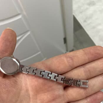 Aldığım Saat 2 Günde Renk Attı, Firma Sorumluluğu Kabul Etmiyor