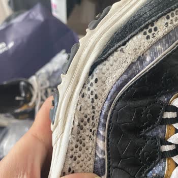 Skechers Ayakkabım 1 Yılda Yırtıldı, Garanti Desteği Sağlanmadı