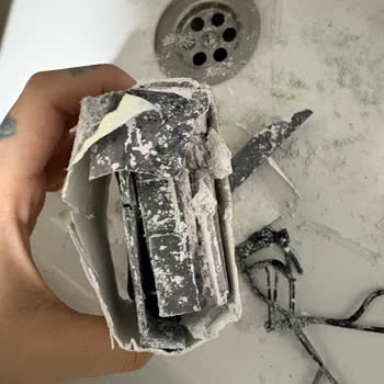 Kargo Taşıma Sürecinde Kozmetik Ürünlerin Zarar Görmesi ve İade Sorunu