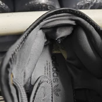 5 Aylık 3 Bin TL’lik Ayakkabı Yırtıldı, Çözüm Bekliyorum!