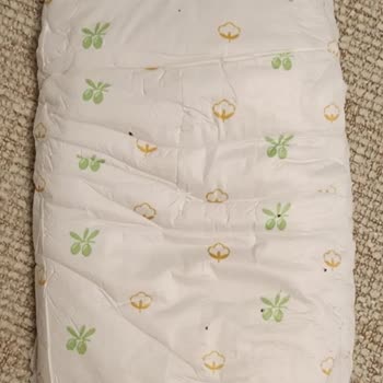 Bebek Bezinde Böcek Ve Kelebek Şoku!