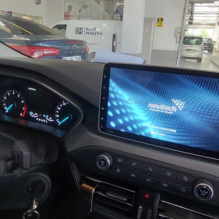 Ford Focus Multimedya Ekranında Sürekli Arıza Ve Yetersiz Servis Desteği