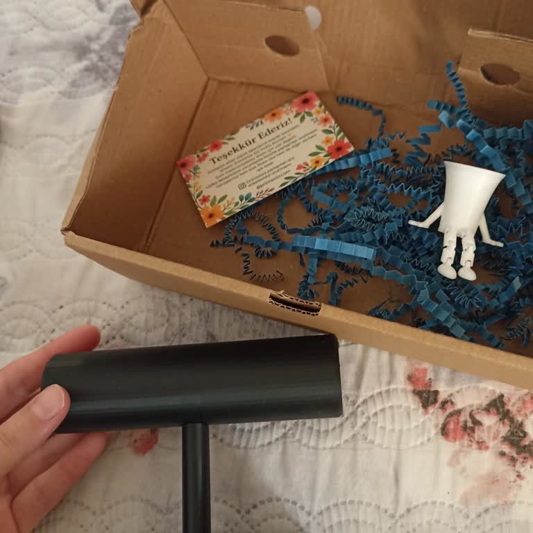 Beklentilerin Çok Altında Gelen Bileklik Standı Hayal Kırıklığı