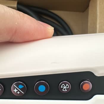 Dyson Saç Düzleştirici Kutusu Açık Ve Lekeli Çıktı, İade Talebim Reddedildi