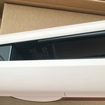 Dyson Saç Düzleştirici Kutusu Açık Ve Lekeli Çıktı, İade Talebim Reddedildi