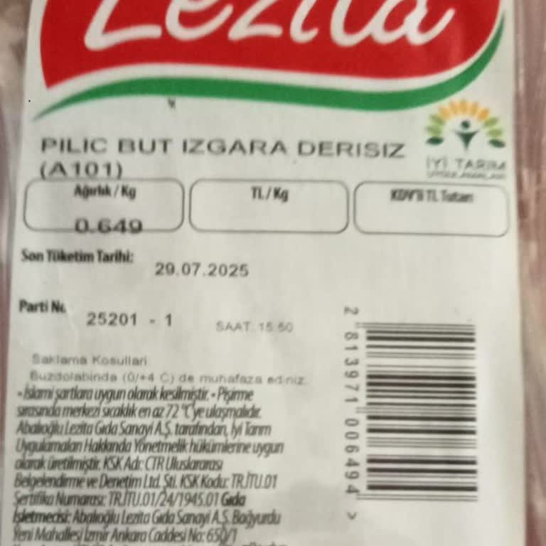 Son Kullanma Tarihi Geçmiş Tavuk Satışı Ve İlgisiz Mağaza Personeli