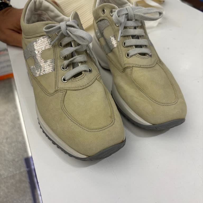 Ayakkabılarımın Rengi Ve Nubuk Özelliği Bakım Sonrası Bozuldu