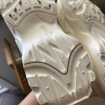 Kullanılmış Ve Deforme Ayakkabı İadesi Kabul Edilmedi