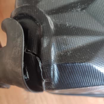 Sunexpress Valizimi Kırdı, Sorumluluk Almadı