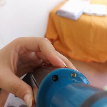 Philips 8000 Serisi Süpürge Bir Yıl Dolmadan Bağlantı Yerinden Kırıldı