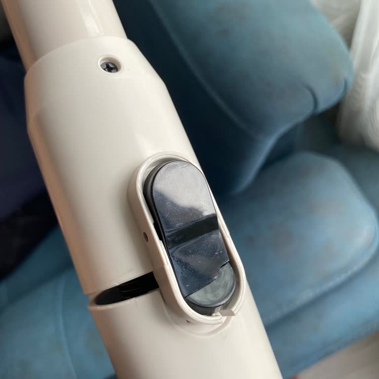 Sinbo Süpürge Çatladı Ve Şarjı Hızla Bitiyor