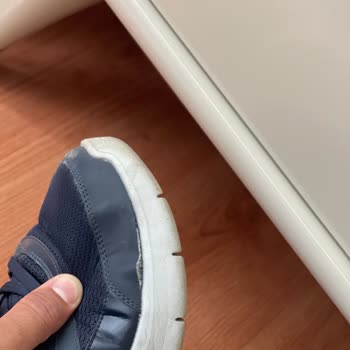 I Face Sole Separation on My Skechers GO Walk Flex Shoes Despite Minimal Use