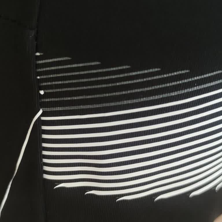 I Face Logo Peeling on My Nike Dri-FIT Tracksuit After Only a Few Uses