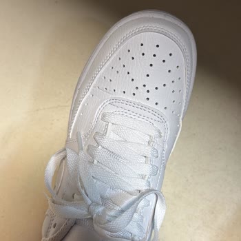 I Face Cracking and Noise Issues on My Nike Court Vision Lo NN and Can’t Get a Refund