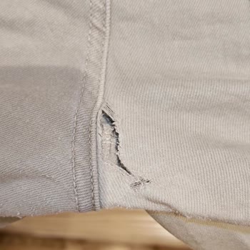 Mavi'den Aldığım Pantolonda Renk Aşınması Ve Yırtılma Sorununa Farklı Yaklaşım