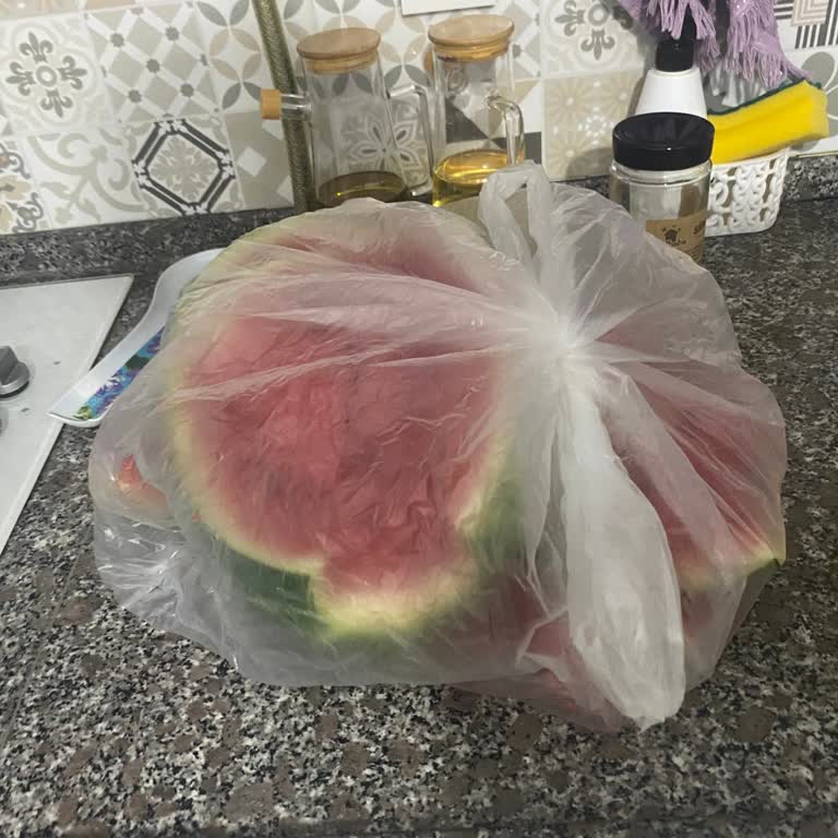 Şok Marketten Alınan Bozuk Karpuz Ve Kasa Fiyatı Sorunu