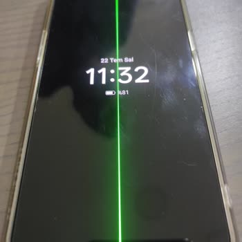 I Face Green Line Issue on My Realme GT2 Pro After Update