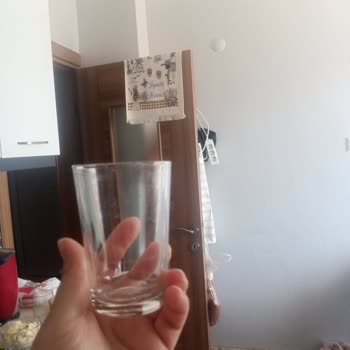 Servis Sorunu Çözmüyor, Para Alıp Yardımcı Olmuyor