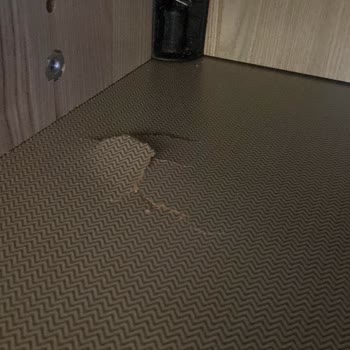 Kırık Koltuk Sorunu Çözülmedi, Sürekli Oyalandım