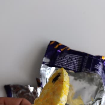 Eti Gong Ürününde Yabancı Madde Çıkması