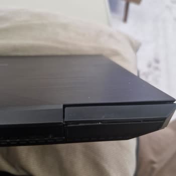 Casper Nirvana G770 Laptopta Menteşe Ve Ekran Sorunu Yaşadım