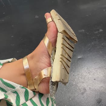 Aldığım Sandaletin Parçalanması Nedeniyle Yaşadığım Mağduriyet