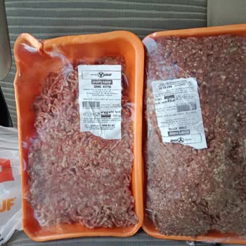 Bozuk Et Satışı Ve İlgisiz Mağaza Personeli Nedeniyle Sağlık Riski