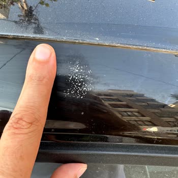 Garanti Kapsamındaki Opel Astra'nın Boya Sorunu Ve Değer Kaybı İçin Çözüm Sunulmuyor