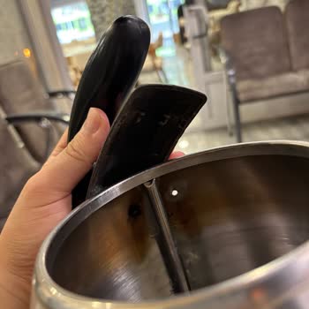 Garanti Süresi İçinde Kırılan Çay Makinesi Kolu İçin Ücret Talebi Ve Destek Eksikliği