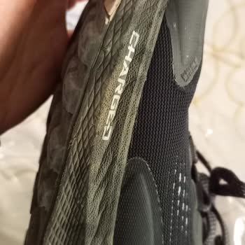 I Used Under Armour Shoes for 3 Months and the Seams Split Despite the 2-Year Warranty