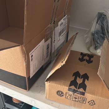 Hediye Paketsiz Ve Değişim Kartsız Ürün Gönderildi, Büyük Hayal Kırıklığı Yaşadım