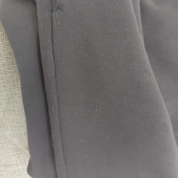 Kısa Sürede Tüylenen Bermuda İçin Yetersiz İnceleme