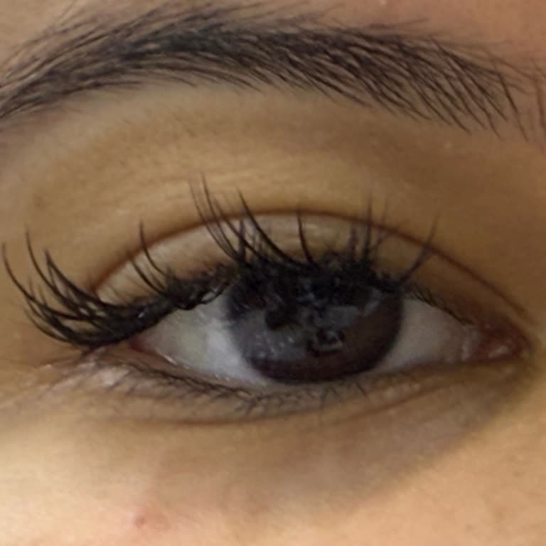 Kirpiks Beauty Home İpek Kirpik Uygulamasında Düşen Kirpikler Ve İlgisiz Hizmet