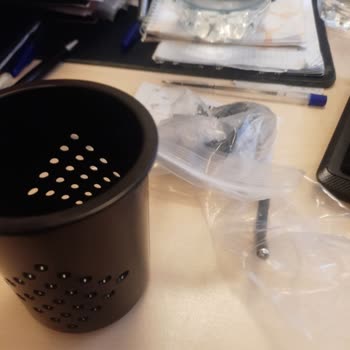 I Received a Cheap Plastic Version of Joom G56NME56 Cutlery Holder Instead of the Promised Quality