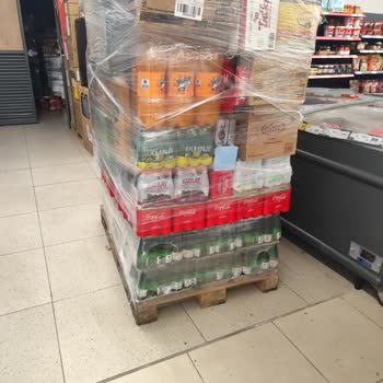 A101 Mağazasında Sodalar Raflara Yerleştirilmiyor, Ürün Bulmakta Zorlanıyoruz