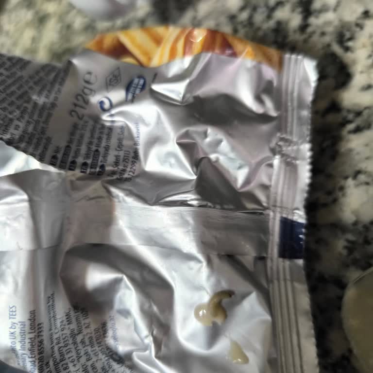 Eti Bebek Bisküvisinden Kurtçuk Çıktı, Hayal Kırıklığına Uğradım