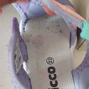 Kullanılmış Ve Kirli Ayakkabı Satışı Mağduriyeti