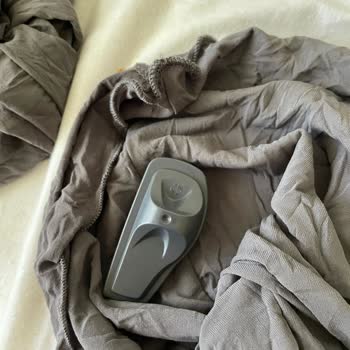 Pull and Bear Delivered Product With Security Tag – No Solution Provided