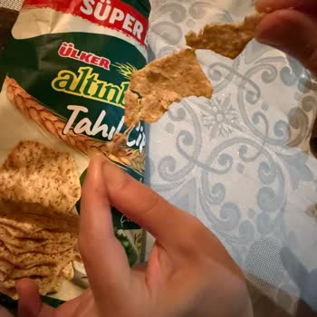 Ülker Altınbaşak Cipsin İçinden Çıkan Yabancı Maddeyle Yaşadığım Şok