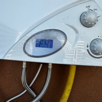 DemirDöküm Şofben F4 Arızası Sürekli Devam Ediyor, Sorun Çözülmüyor