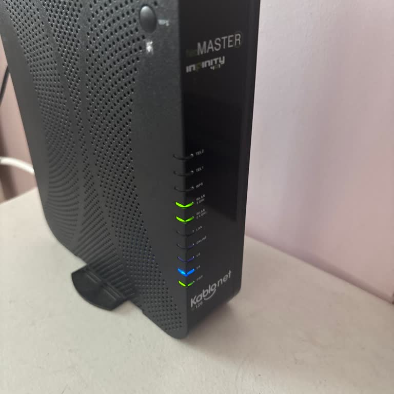 Sık Sık Yaşanan Akşam İnternet Kesintileri Ve Yetersiz Bilgilendirme