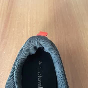 Columbia Ayakkabıda Kısa Sürede Yırtılma Ve Deformasyon, Mağaza Çözüm Sunmadı