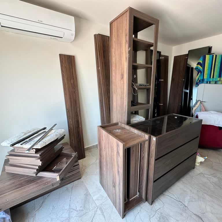 Kırık Ürünler Ve İlgisiz Servis Yüzünden Mağduriyet Yaşıyoruz