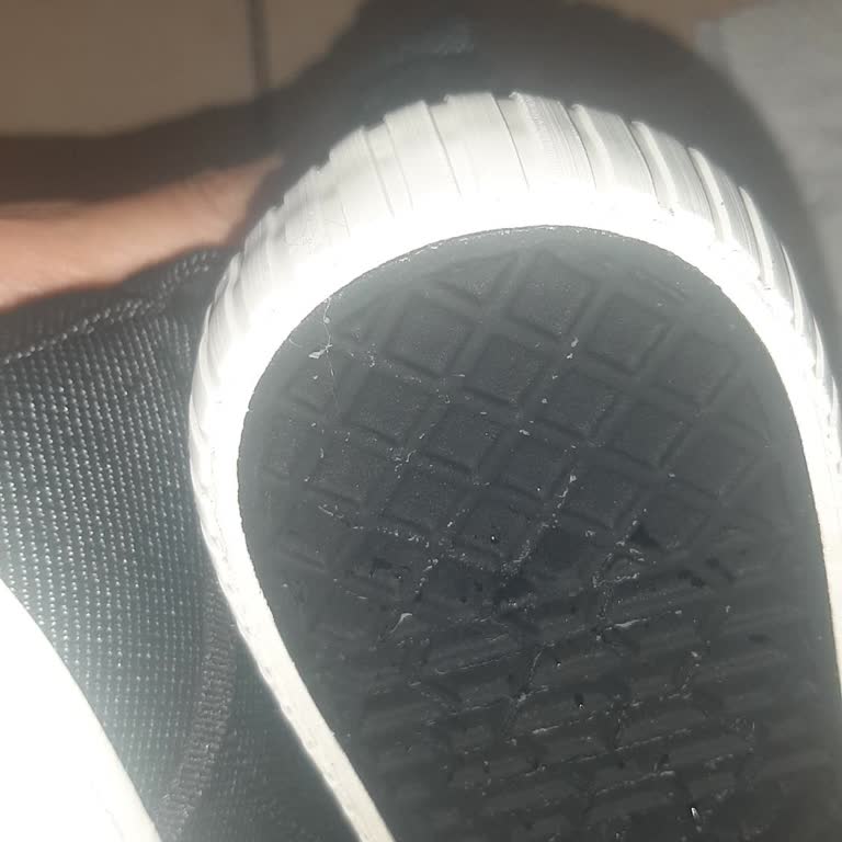 Aldığım Ayakkabı Hem Rahatsız Etti Hem De Hemen Bozuldu!