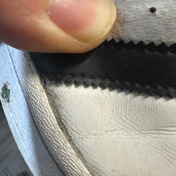 Adidas Superstar Ayakkabıda Erken Deformasyon Ve Olumsuz İnceleme Sonucu